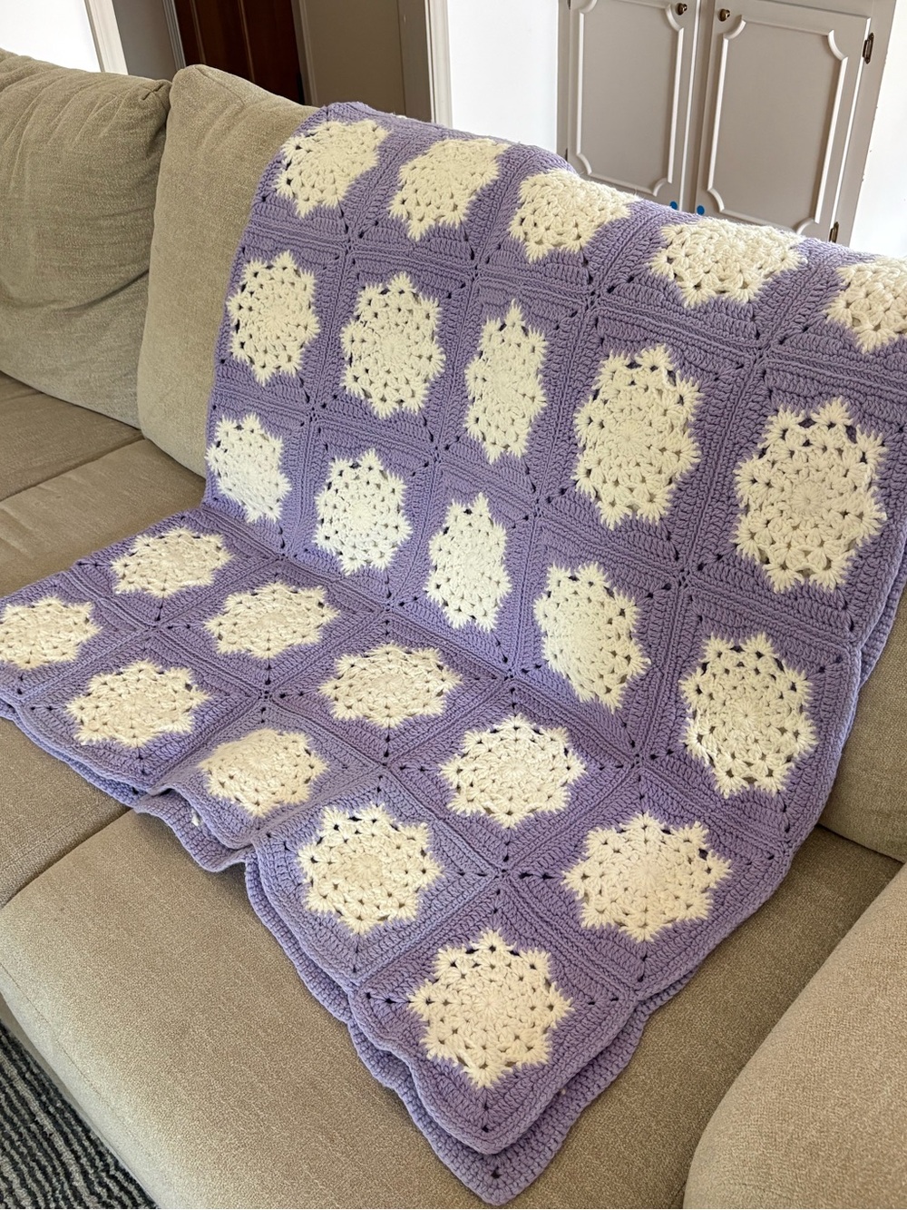 Handmade Granny Square Crochet Blanket - Lavender and Cream 5x7 Feet